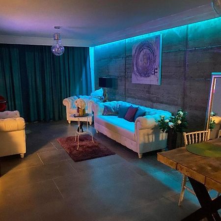 Green Hill Villa Călimăneşti 外观 照片