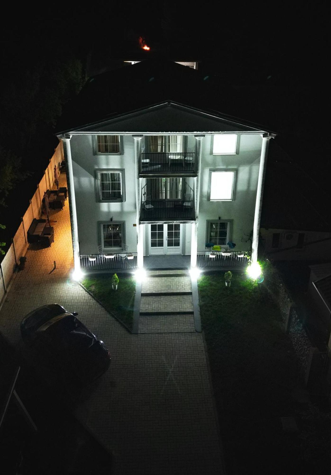Green Hill Villa Călimăneşti 外观 照片