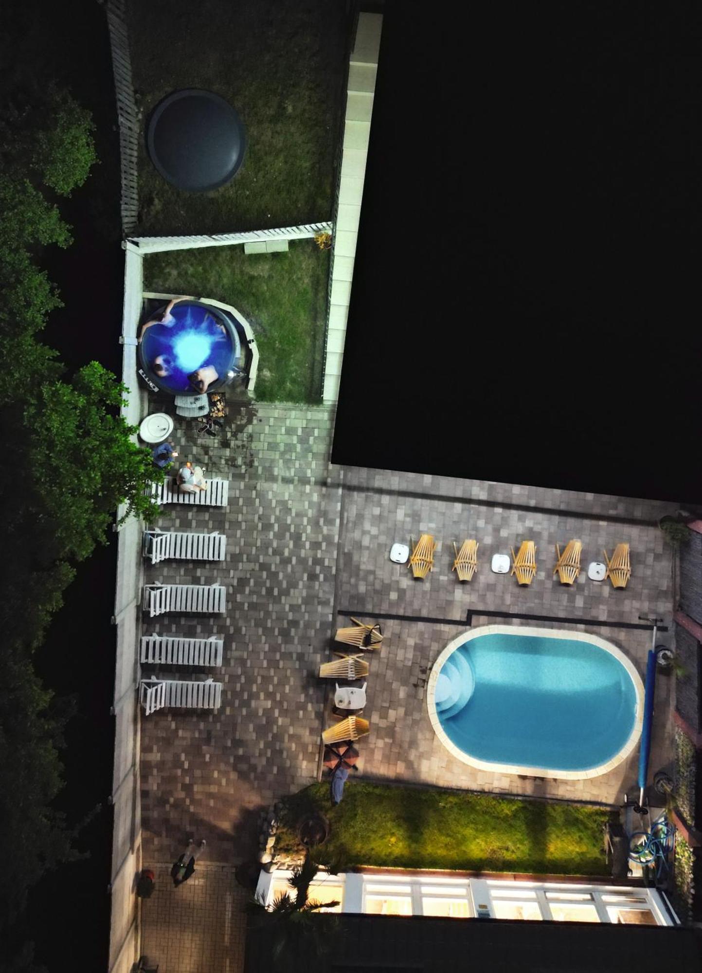Green Hill Villa Călimăneşti 外观 照片